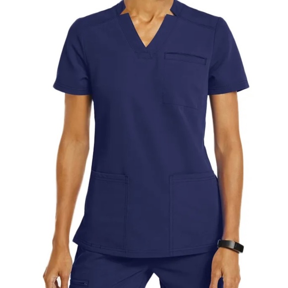 New scrubs set with jogger pants - Picture 4 of 5